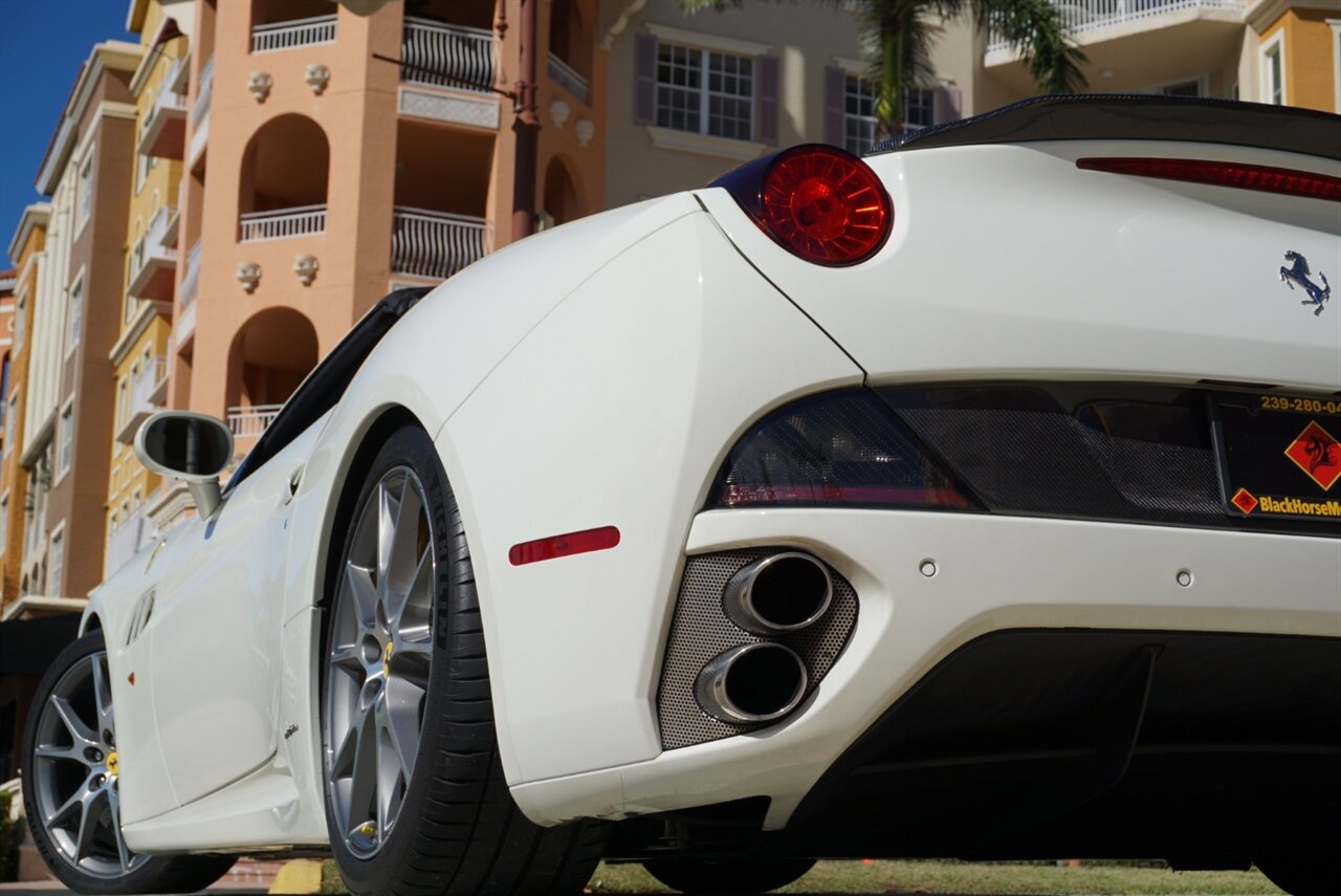 2014 Ferrari California   - Photo 40 - Naples, FL 34104
