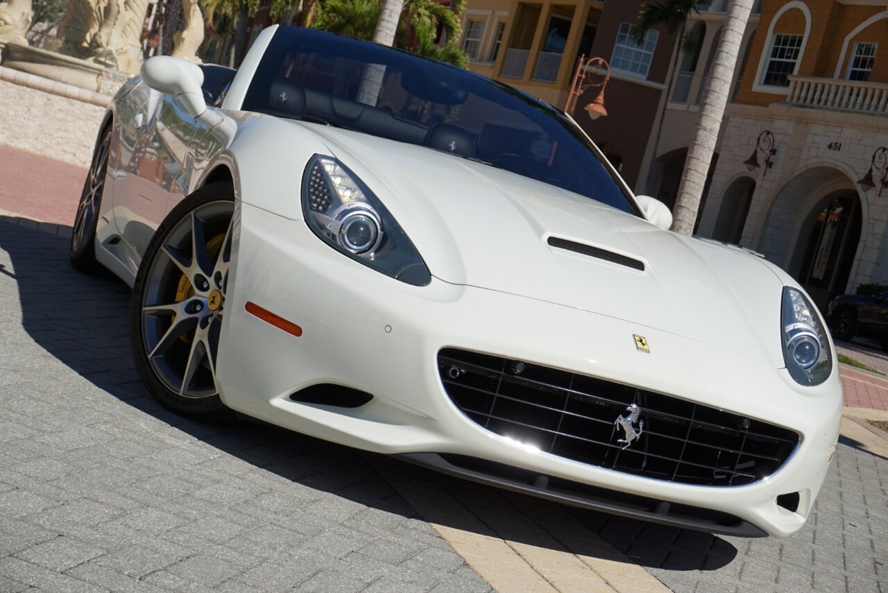 2014 Ferrari California   - Photo 63 - Naples, FL 34104