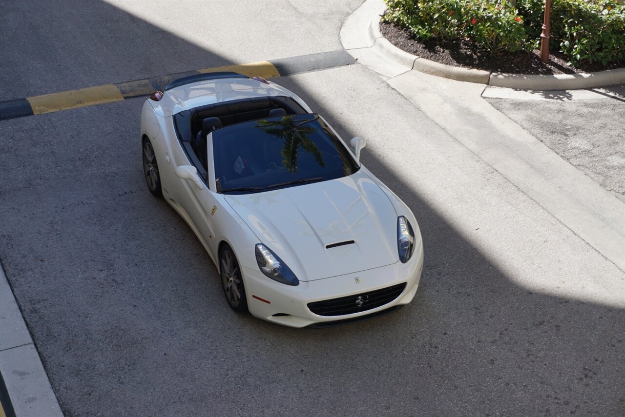 2014 Ferrari California   - Photo 56 - Naples, FL 34104