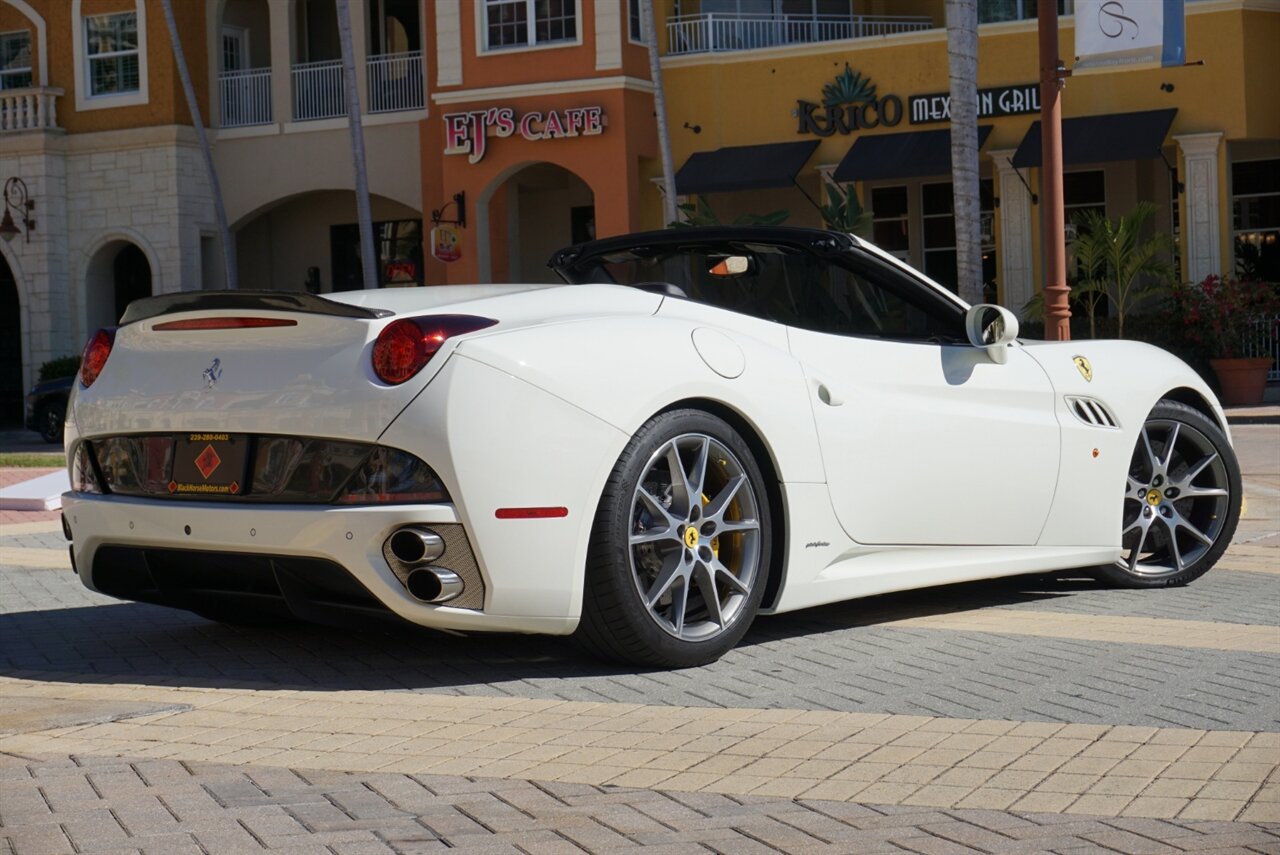 2014 Ferrari California   - Photo 33 - Naples, FL 34104