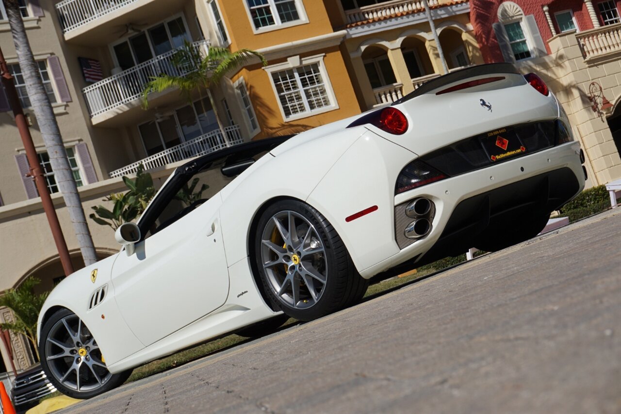 2014 Ferrari California   - Photo 70 - Naples, FL 34104