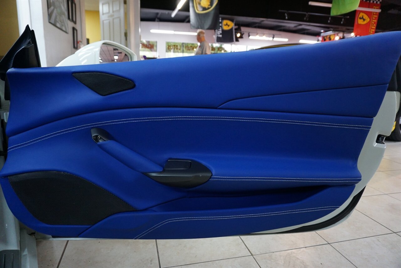 2018 Ferrari 488 Spider   - Photo 21 - Naples, FL 34104