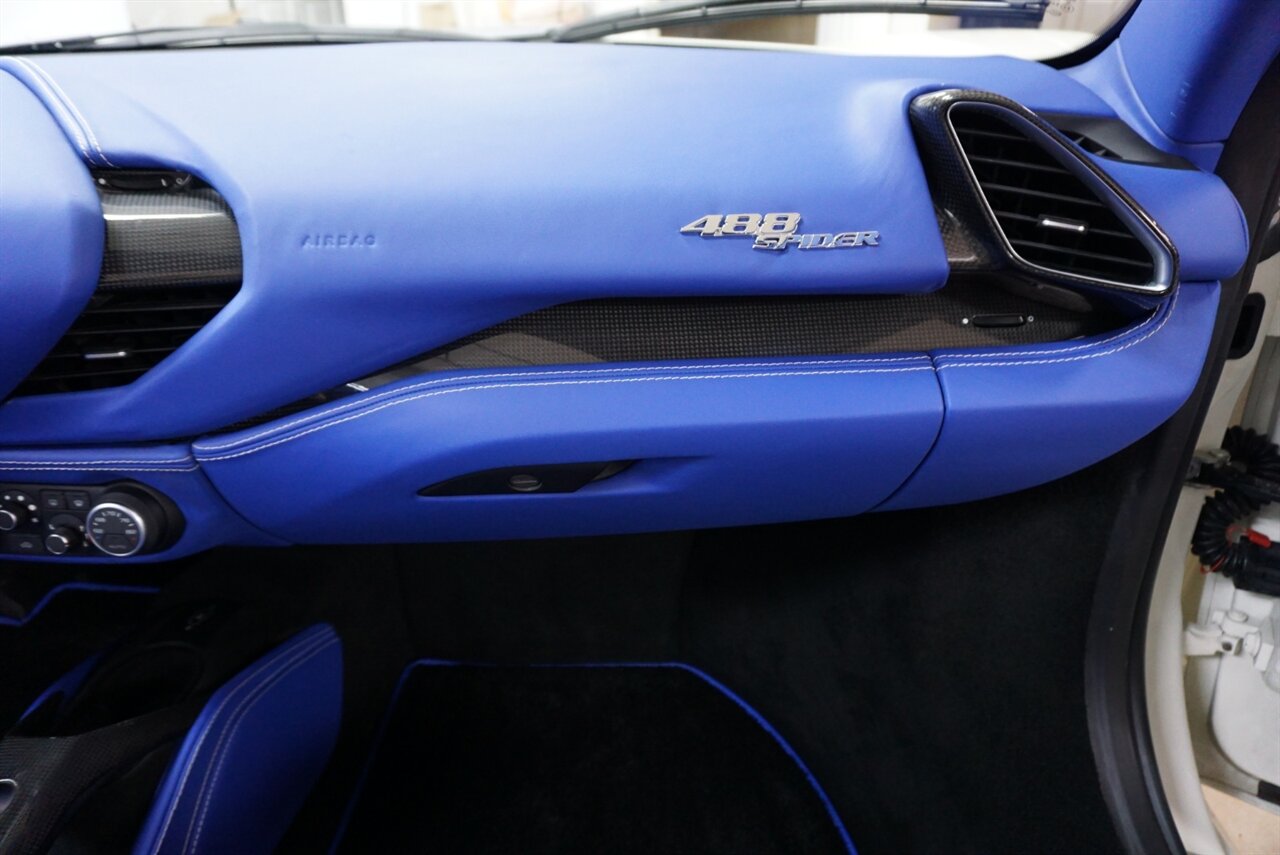 2018 Ferrari 488 Spider   - Photo 18 - Naples, FL 34104