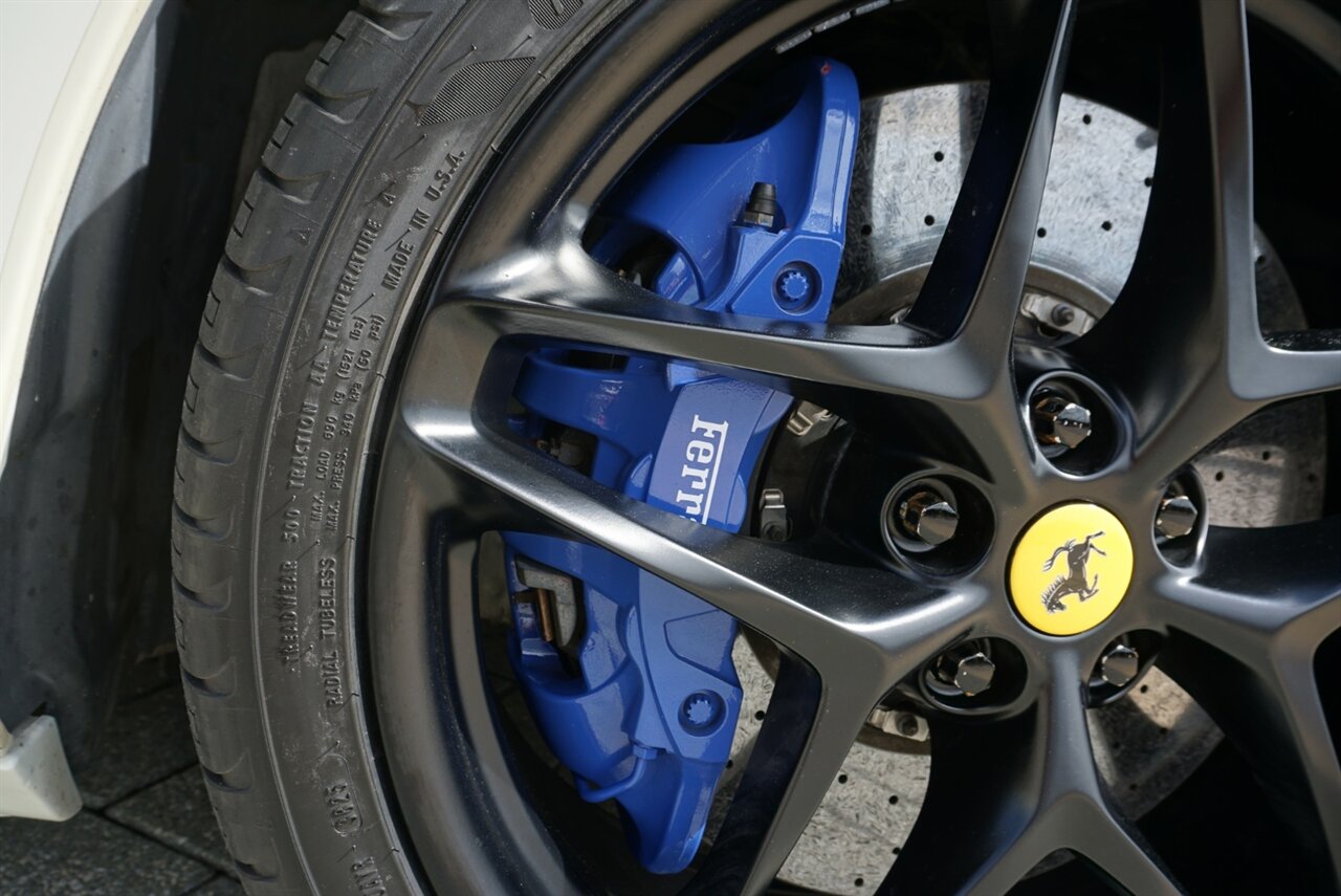 2018 Ferrari 488 Spider   - Photo 28 - Naples, FL 34104