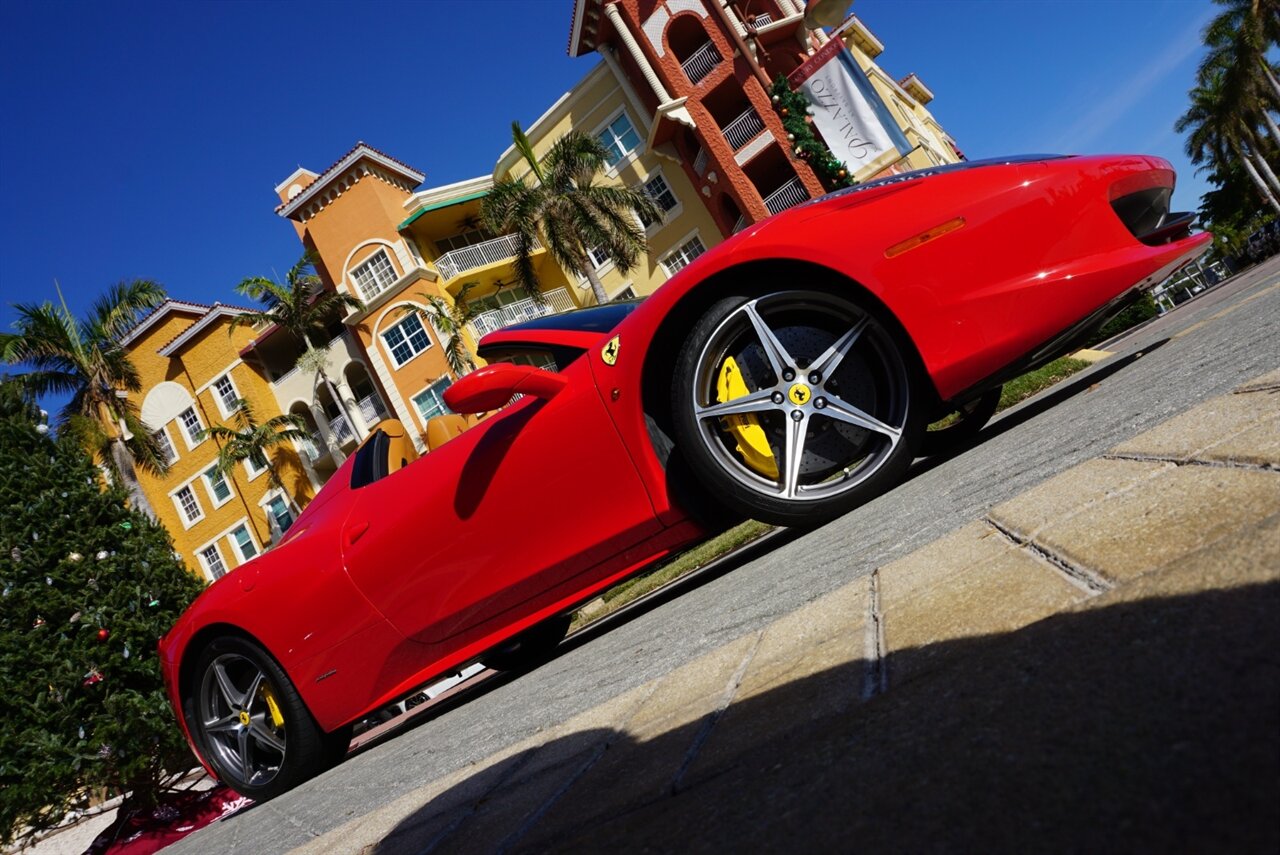 2015 Ferrari 458 Spider   - Photo 37 - Naples, FL 34104