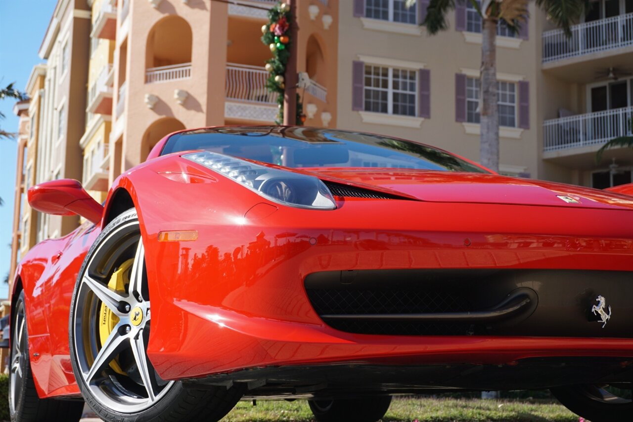 2015 Ferrari 458 Spider   - Photo 24 - Naples, FL 34104