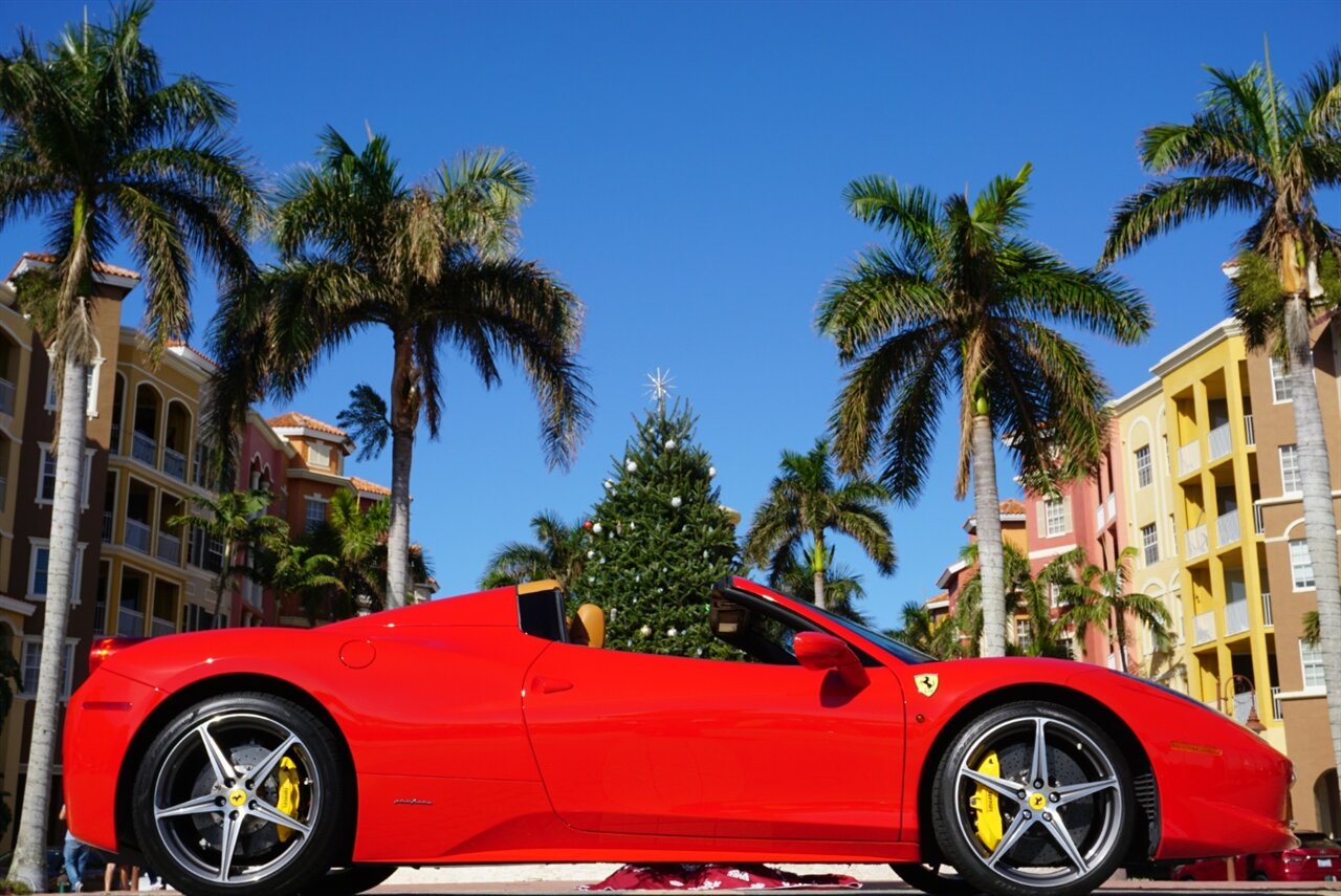 2015 Ferrari 458 Spider   - Photo 30 - Naples, FL 34104