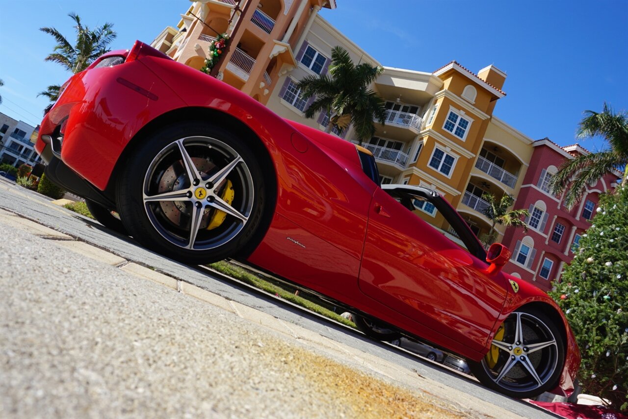 2015 Ferrari 458 Spider   - Photo 59 - Naples, FL 34104