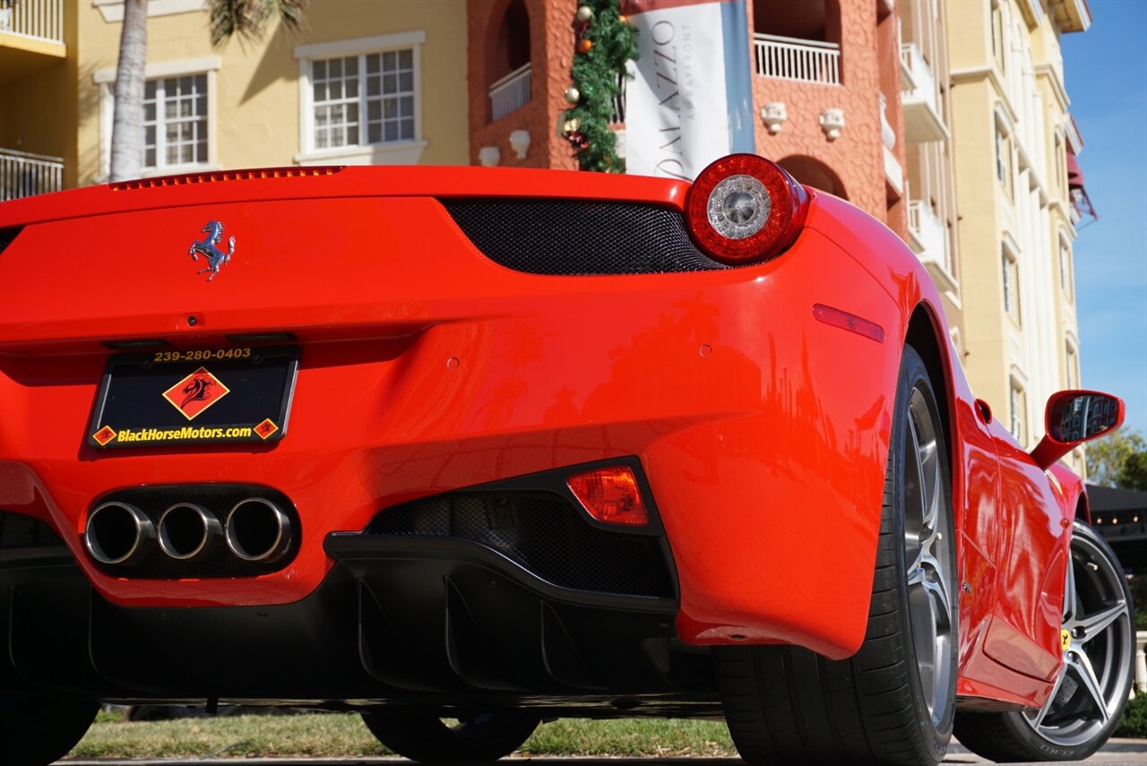 2015 Ferrari 458 Spider   - Photo 43 - Naples, FL 34104