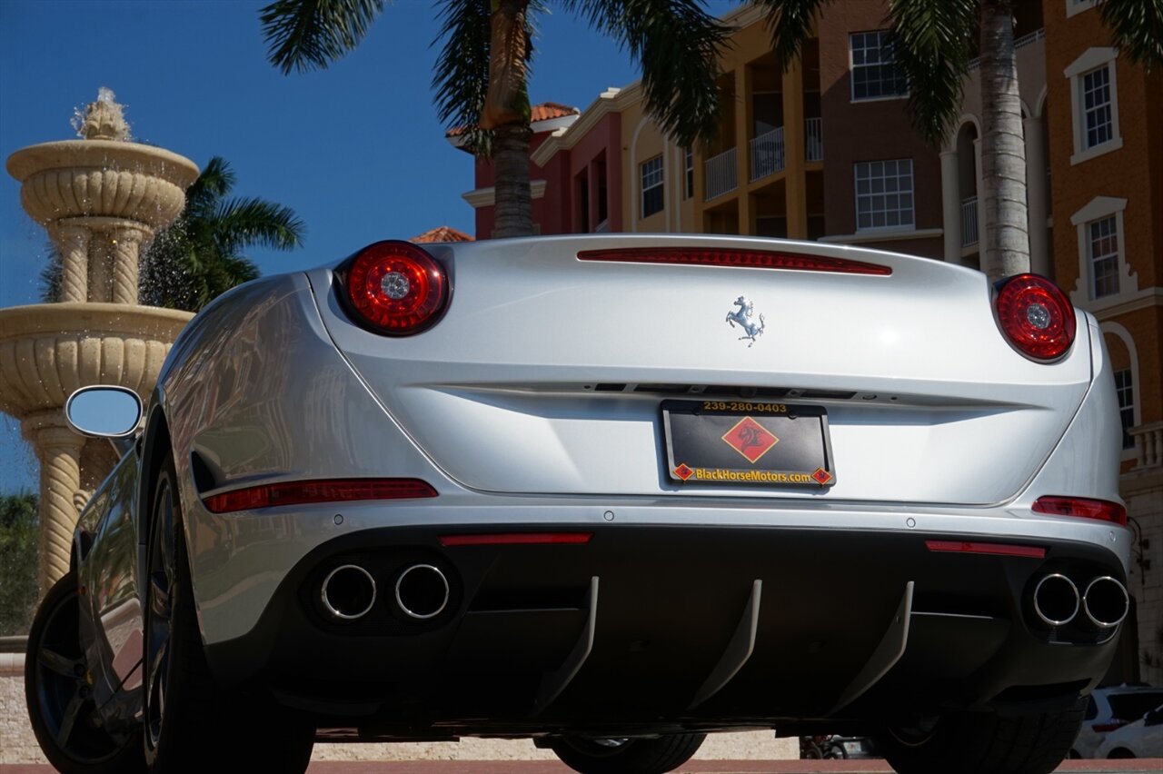 2015 Ferrari California T   - Photo 55 - Naples, FL 34104