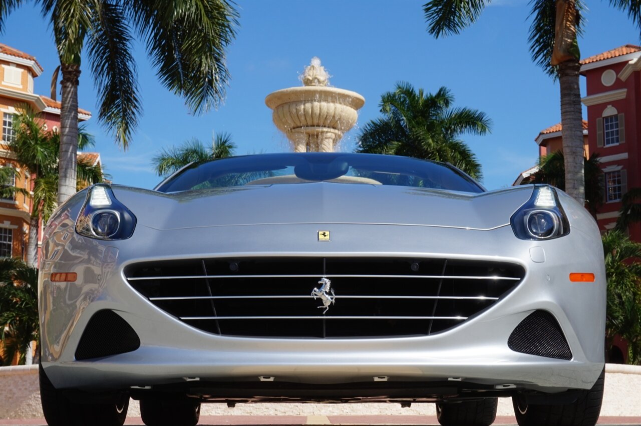 2015 Ferrari California T   - Photo 27 - Naples, FL 34104