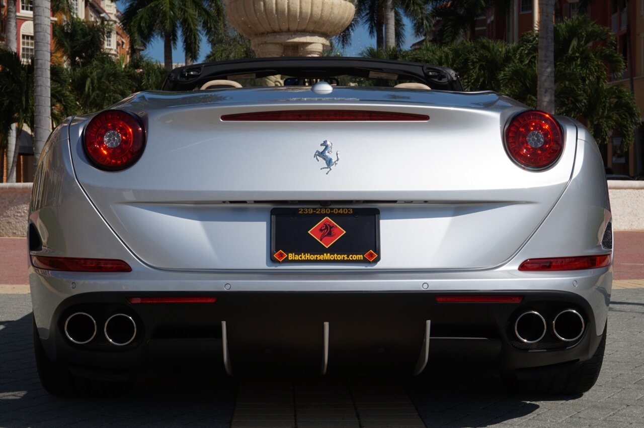 2015 Ferrari California T   - Photo 44 - Naples, FL 34104