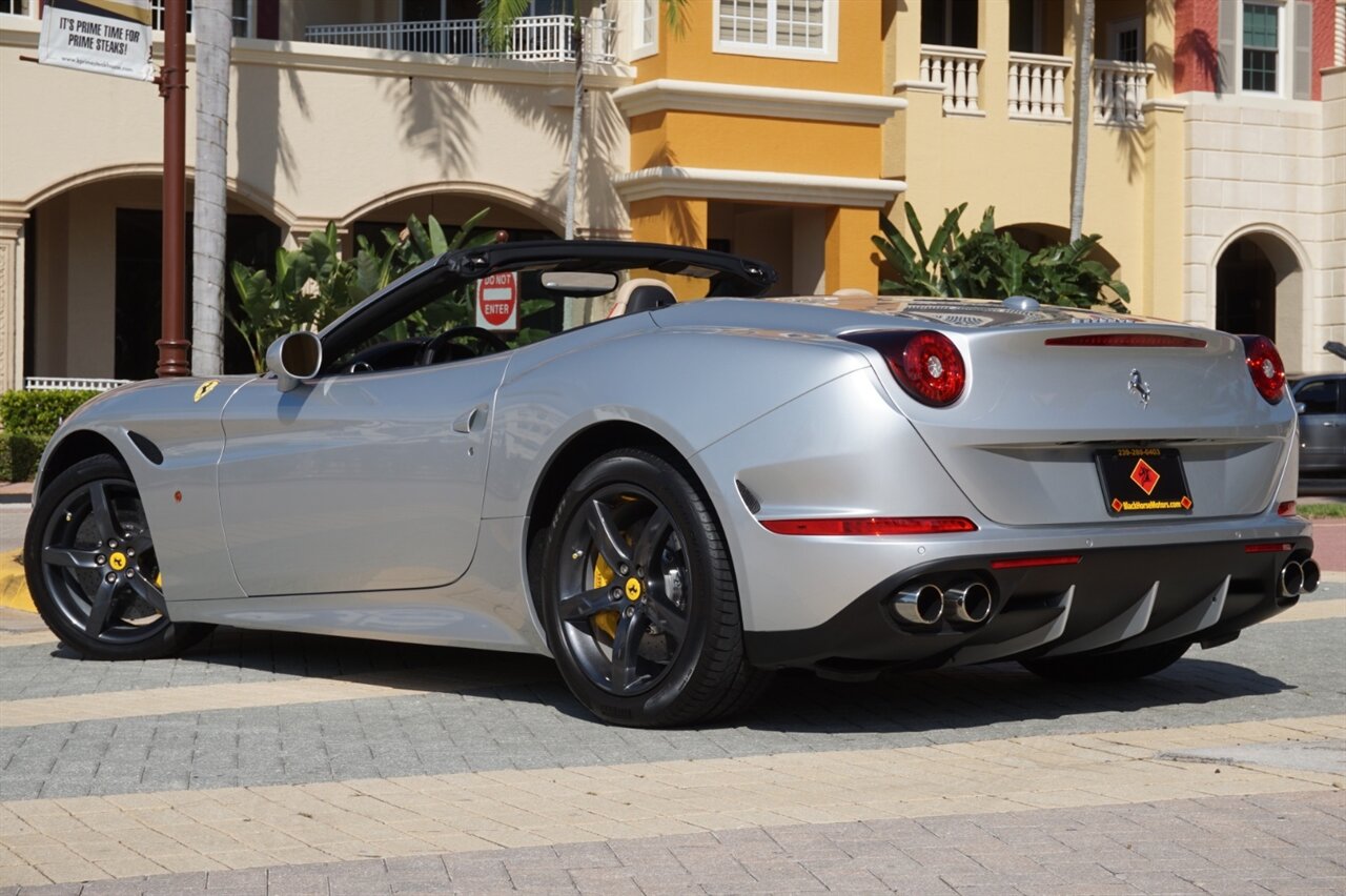 2015 Ferrari California T   - Photo 65 - Naples, FL 34104