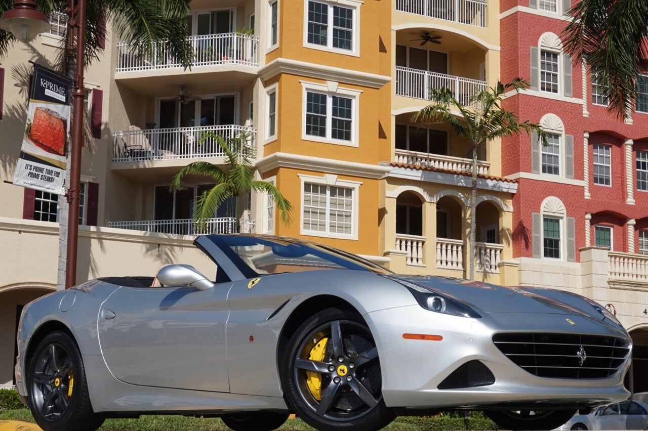 2015 Ferrari California T   - Photo 1 - Naples, FL 34104