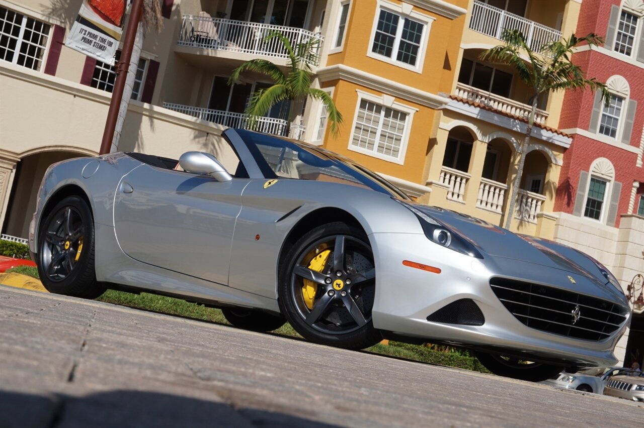 2015 Ferrari California T   - Photo 73 - Naples, FL 34104