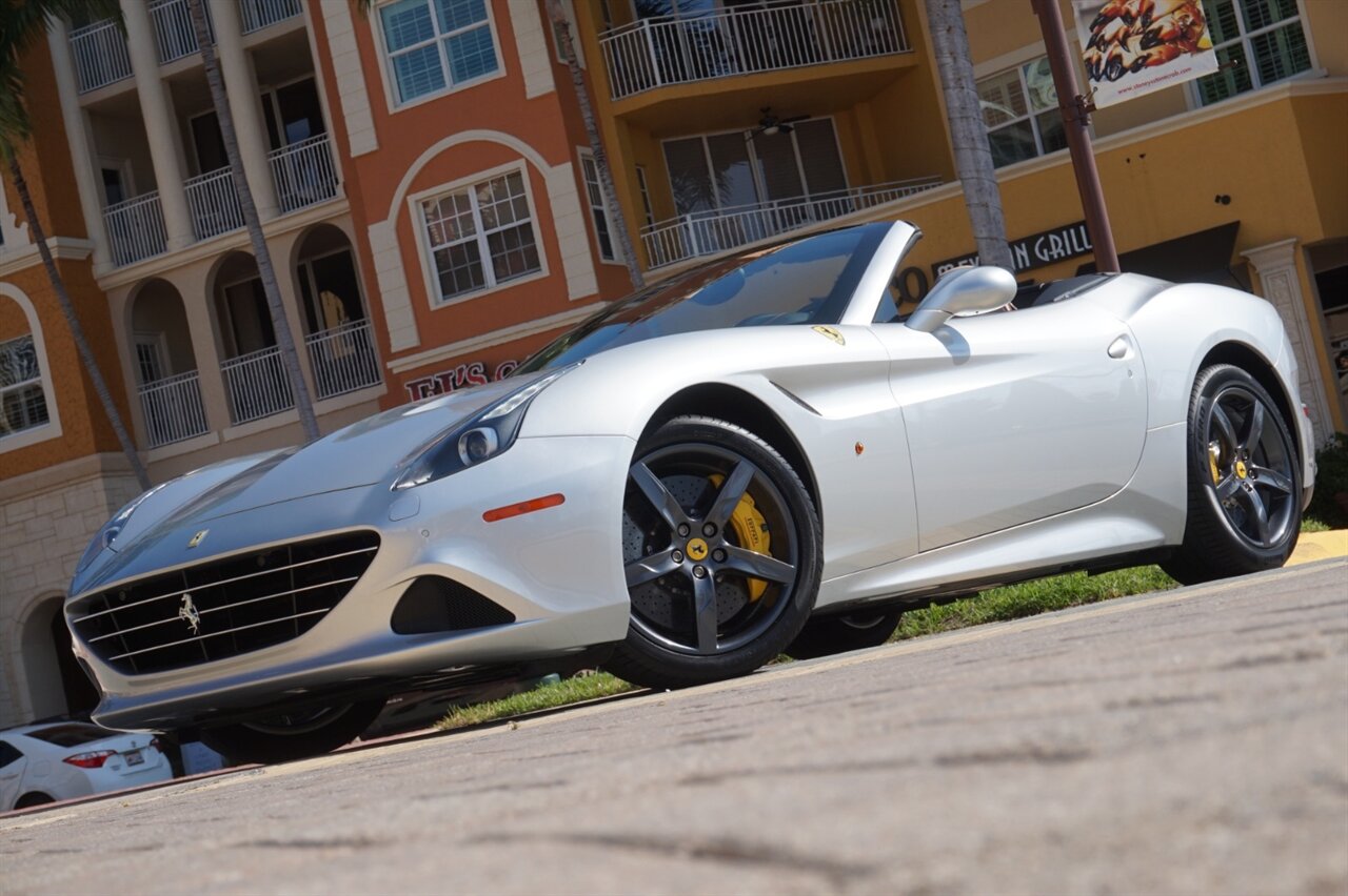 2015 Ferrari California T   - Photo 69 - Naples, FL 34104