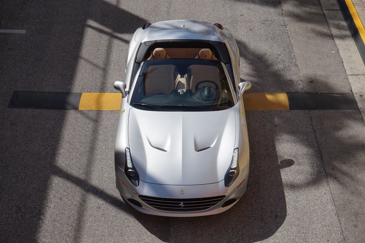 2015 Ferrari California T   - Photo 62 - Naples, FL 34104