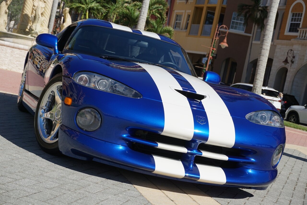 1997 Dodge Viper GTS   - Photo 57 - Naples, FL 34104