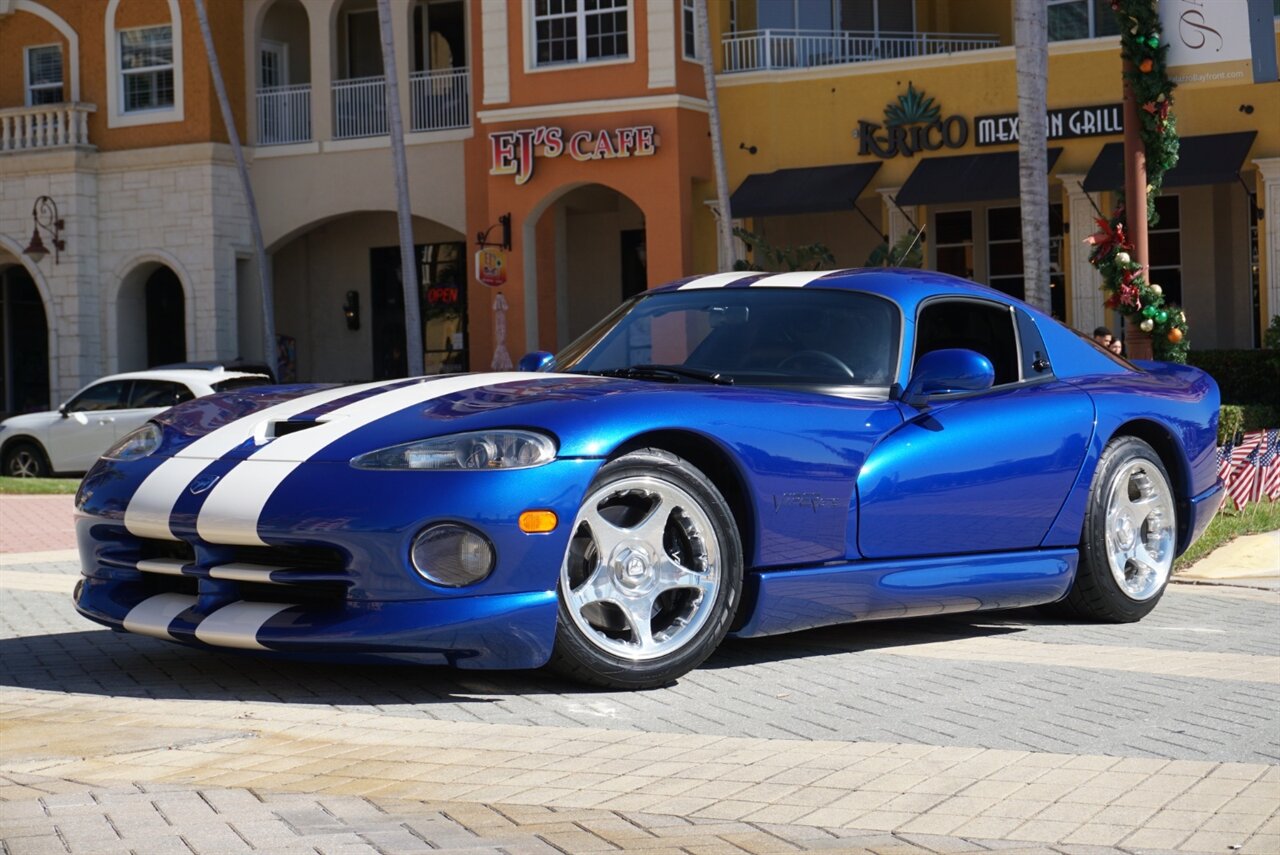 1997 Dodge Viper GTS   - Photo 9 - Naples, FL 34104