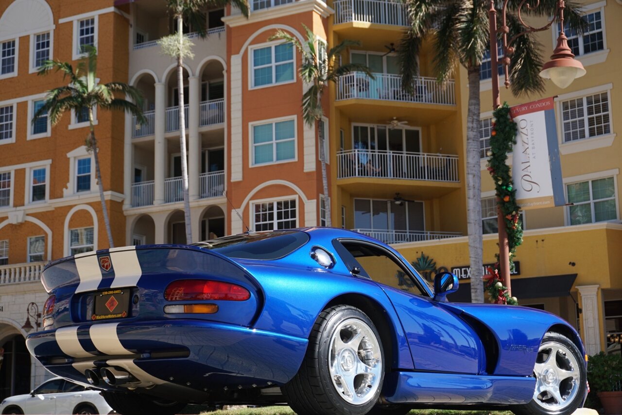 1997 Dodge Viper GTS   - Photo 49 - Naples, FL 34104