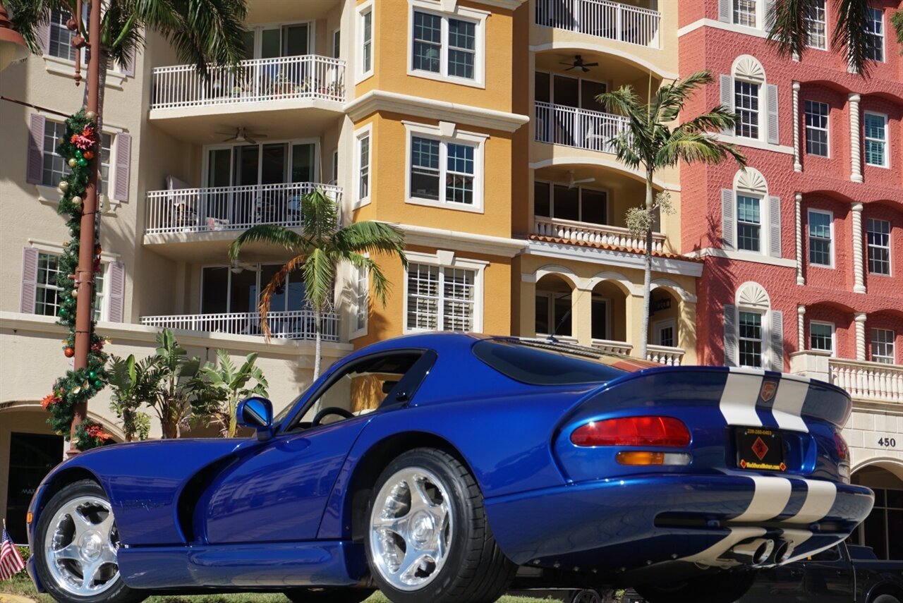 1997 Dodge Viper GTS   - Photo 32 - Naples, FL 34104