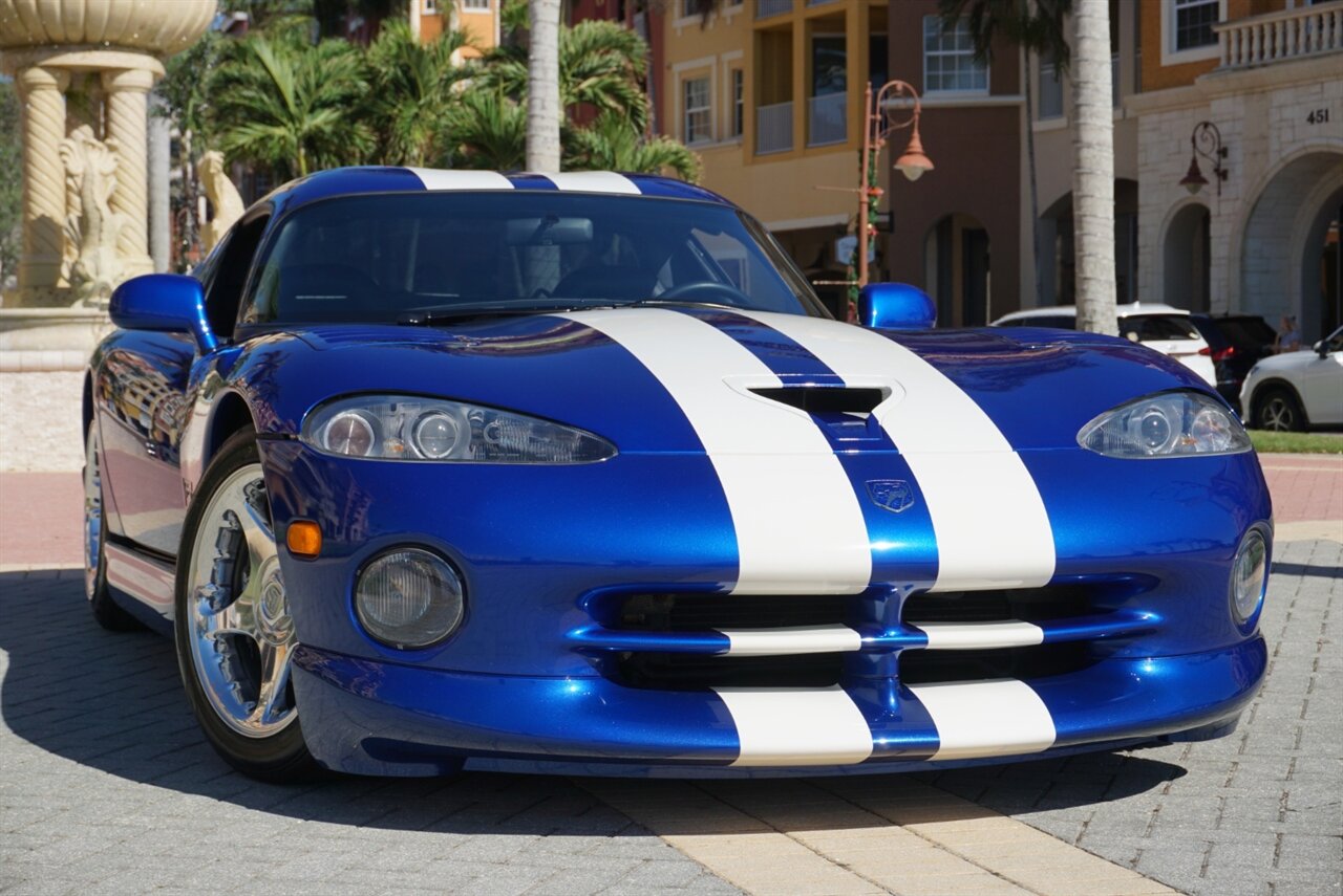 1997 Dodge Viper GTS   - Photo 39 - Naples, FL 34104