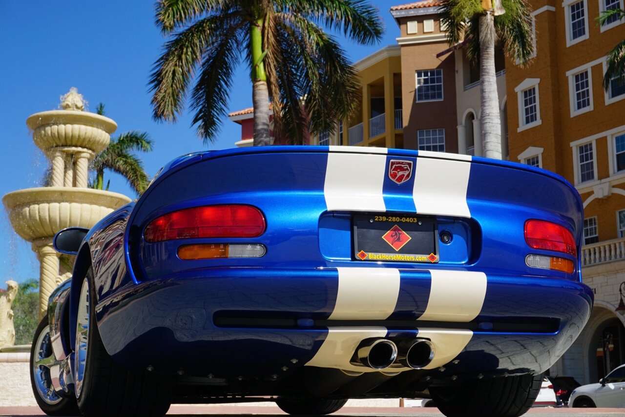 1997 Dodge Viper GTS   - Photo 45 - Naples, FL 34104