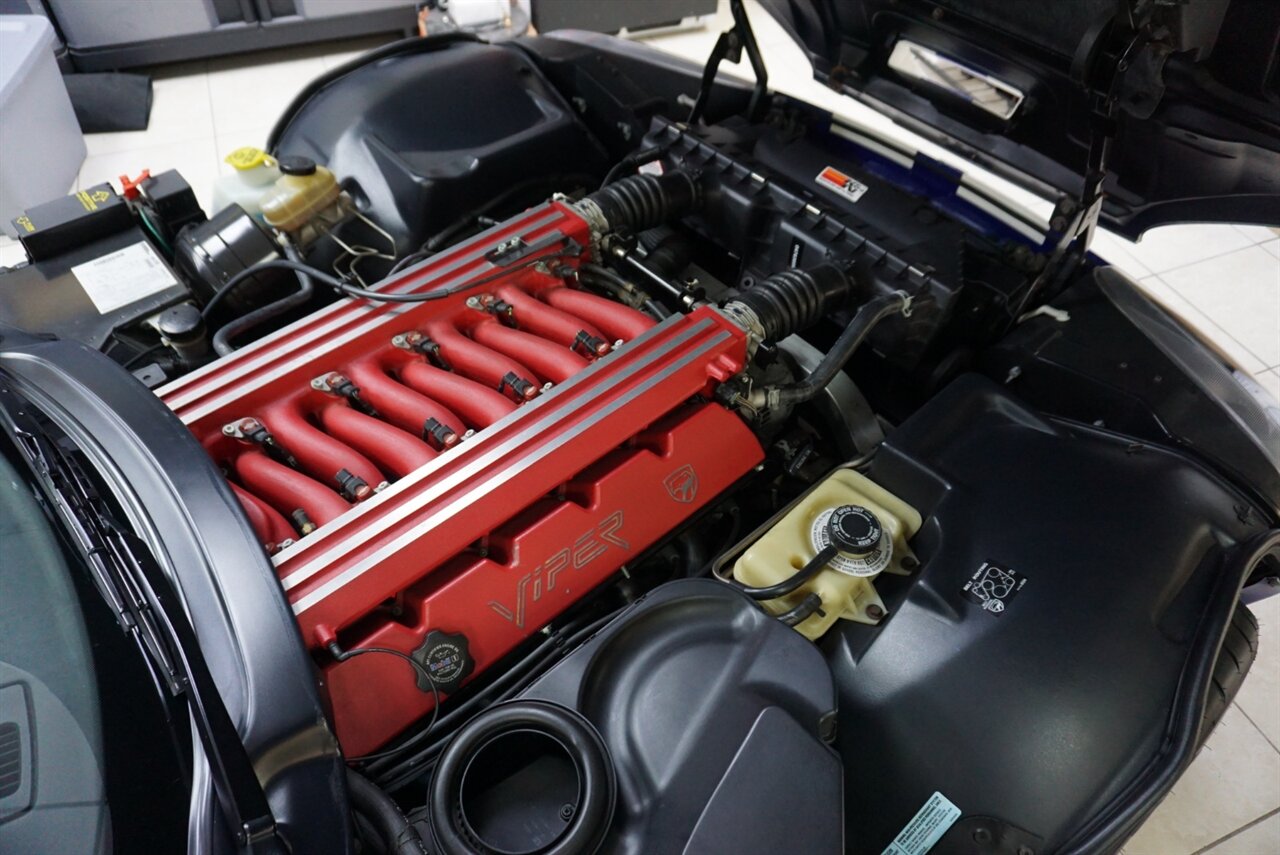 1997 Dodge Viper GTS   - Photo 6 - Naples, FL 34104