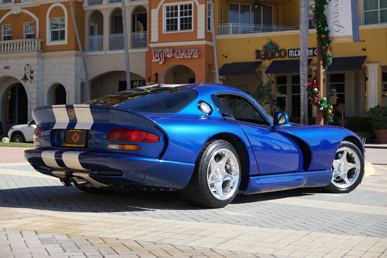 1997 Dodge Viper GTS   - Photo 28 - Naples, FL 34104