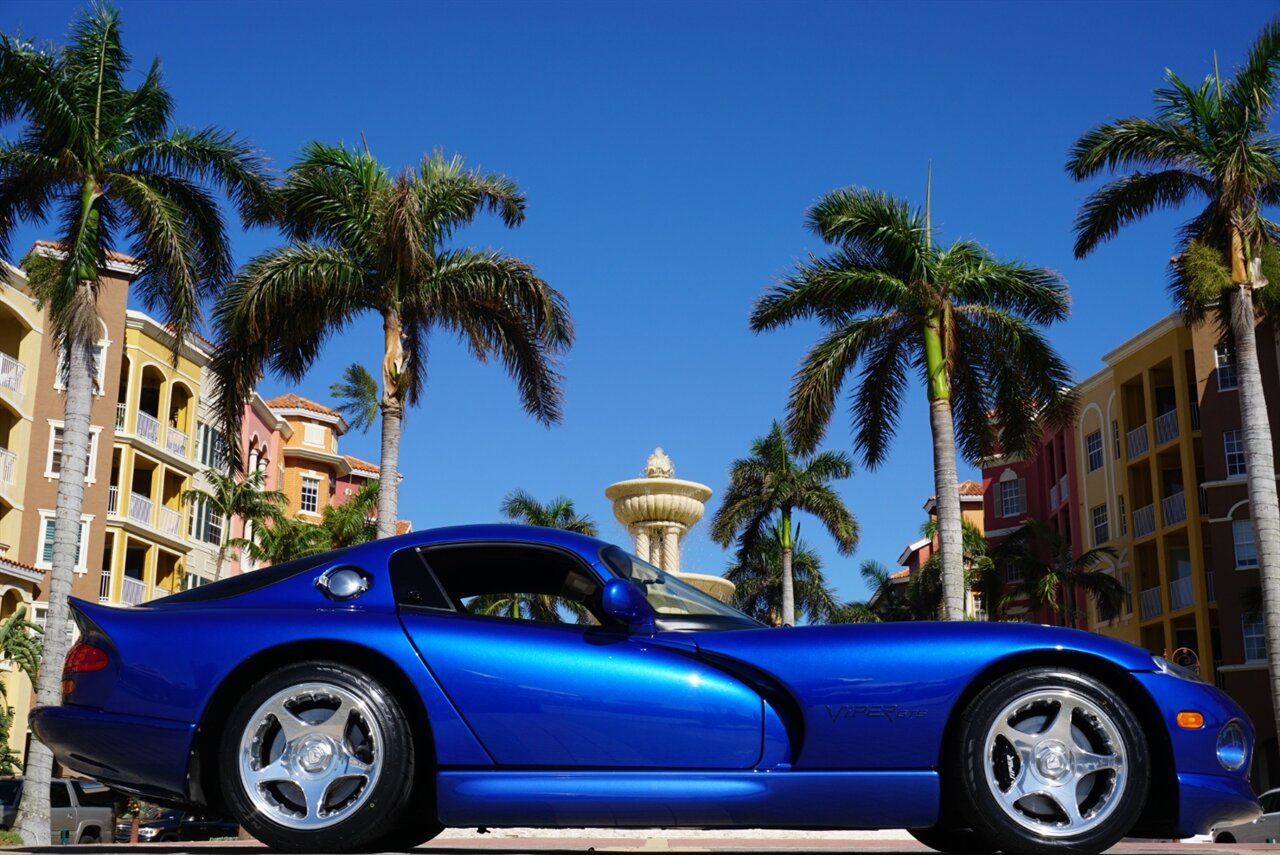 1997 Dodge Viper GTS   - Photo 24 - Naples, FL 34104