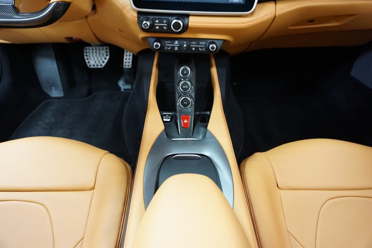 2022 Ferrari Portofino M   - Photo 18 - Naples, FL 34104