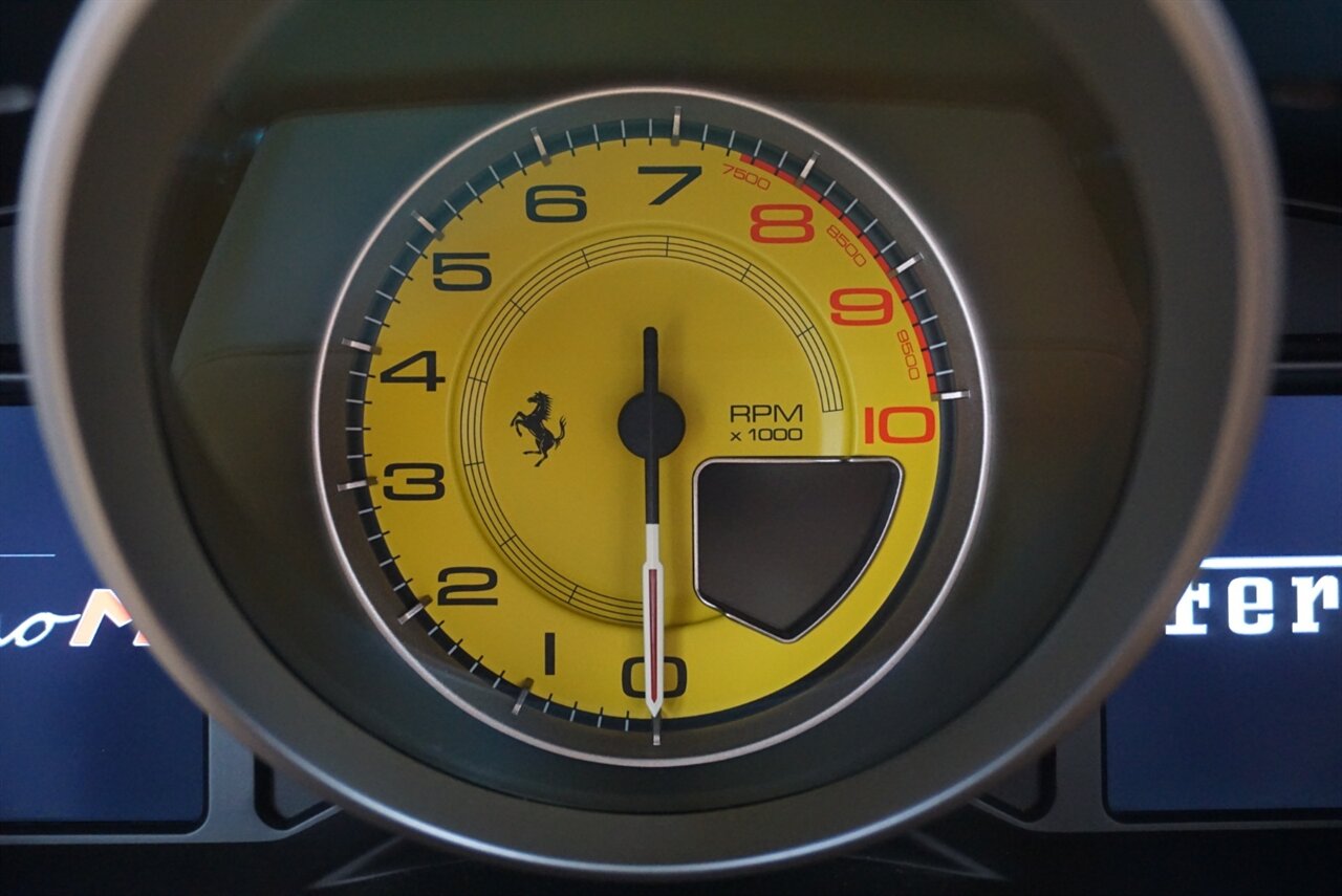 2022 Ferrari Portofino M   - Photo 39 - Naples, FL 34104