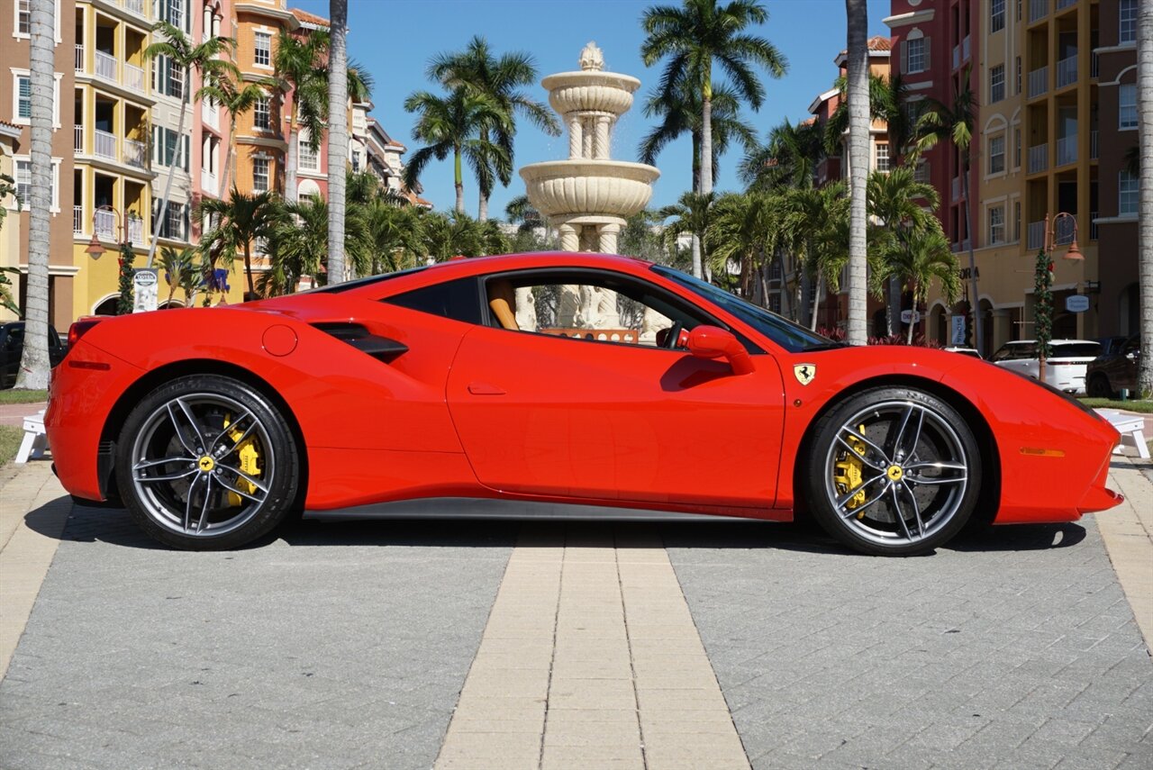 2018 Ferrari 488 GTB   - Photo 3 - Naples, FL 34104