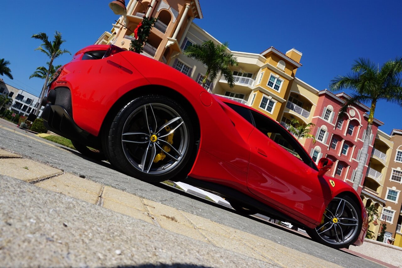 2018 Ferrari 488 GTB   - Photo 59 - Naples, FL 34104