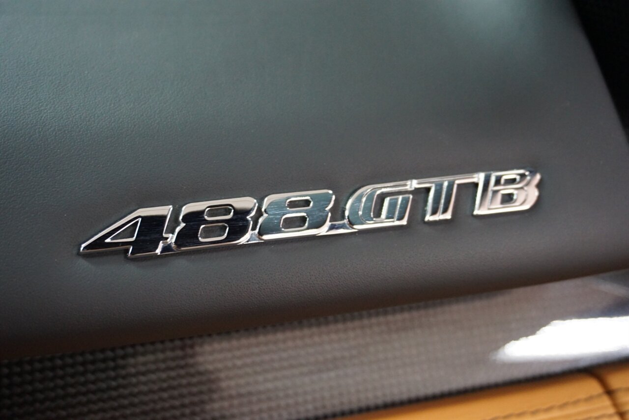 2018 Ferrari 488 GTB   - Photo 50 - Naples, FL 34104