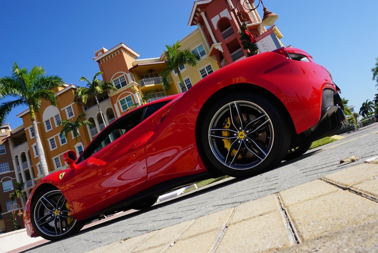 2018 Ferrari 488 GTB   - Photo 37 - Naples, FL 34104