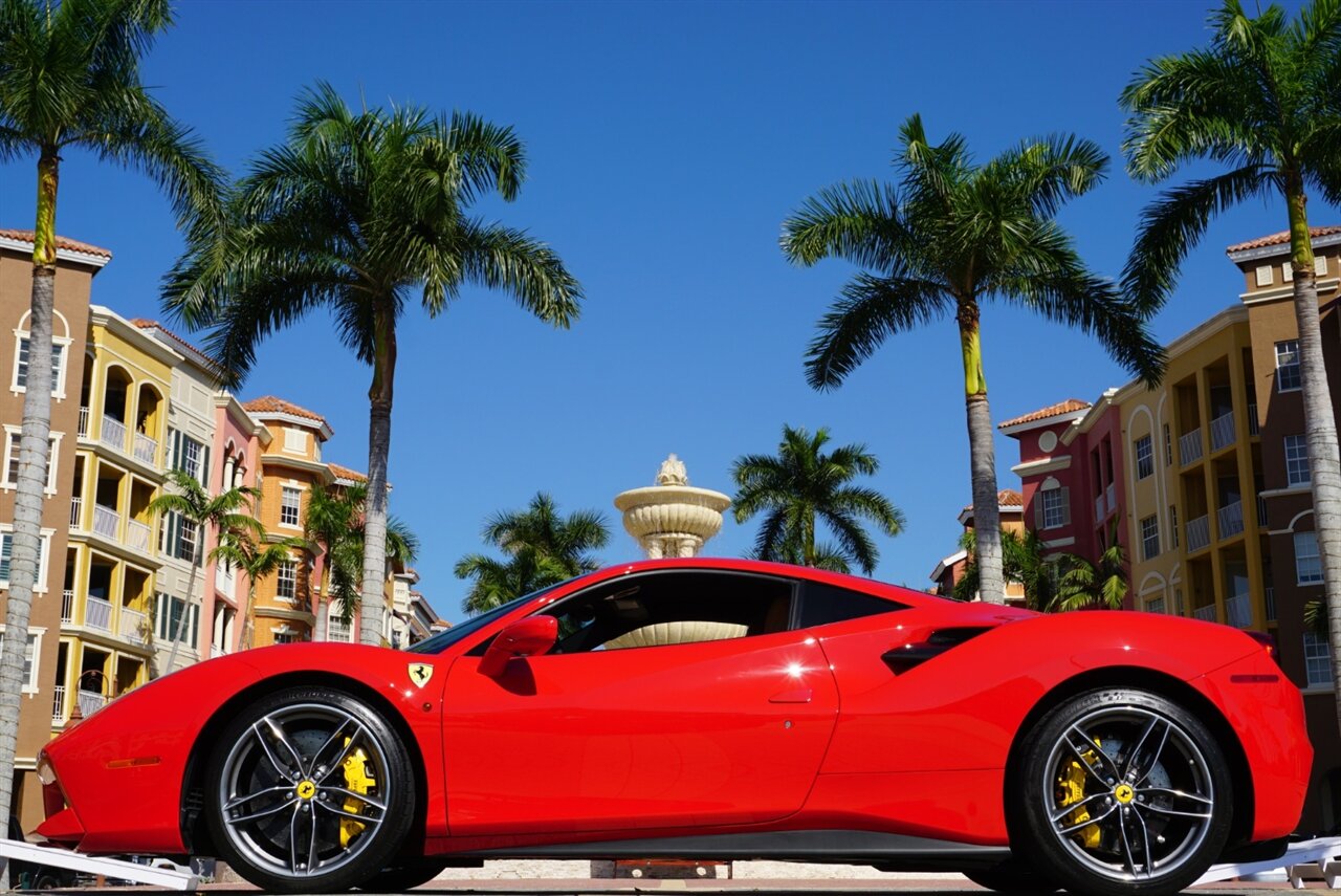 2018 Ferrari 488 GTB   - Photo 30 - Naples, FL 34104