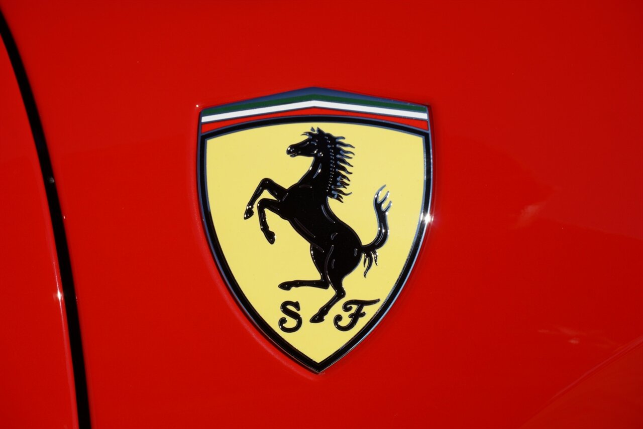 2018 Ferrari 488 GTB   - Photo 38 - Naples, FL 34104