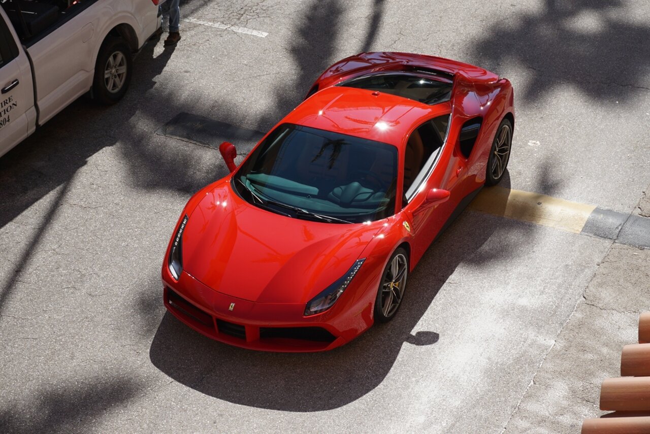 2018 Ferrari 488 GTB   - Photo 62 - Naples, FL 34104