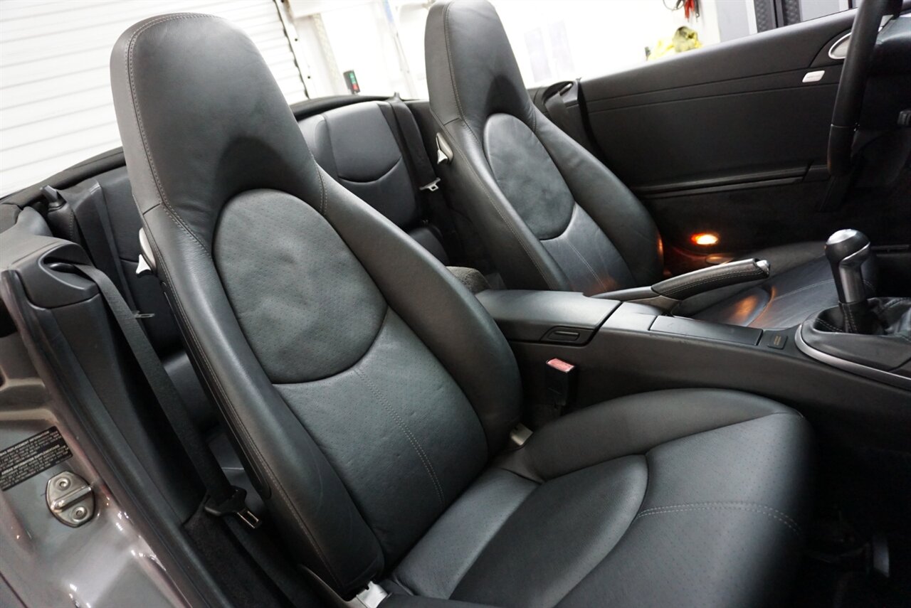 2007 Porsche 911 Carrera 4S Cabriolet   - Photo 17 - Naples, FL 34104