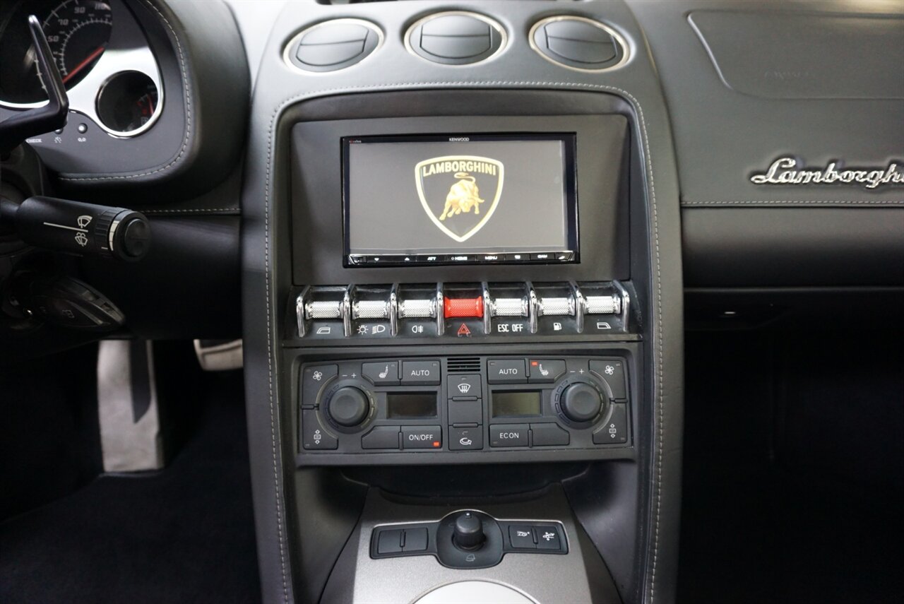 2012 Lamborghini Gallardo LP 550-2 Spyder   - Photo 13 - Naples, FL 34104