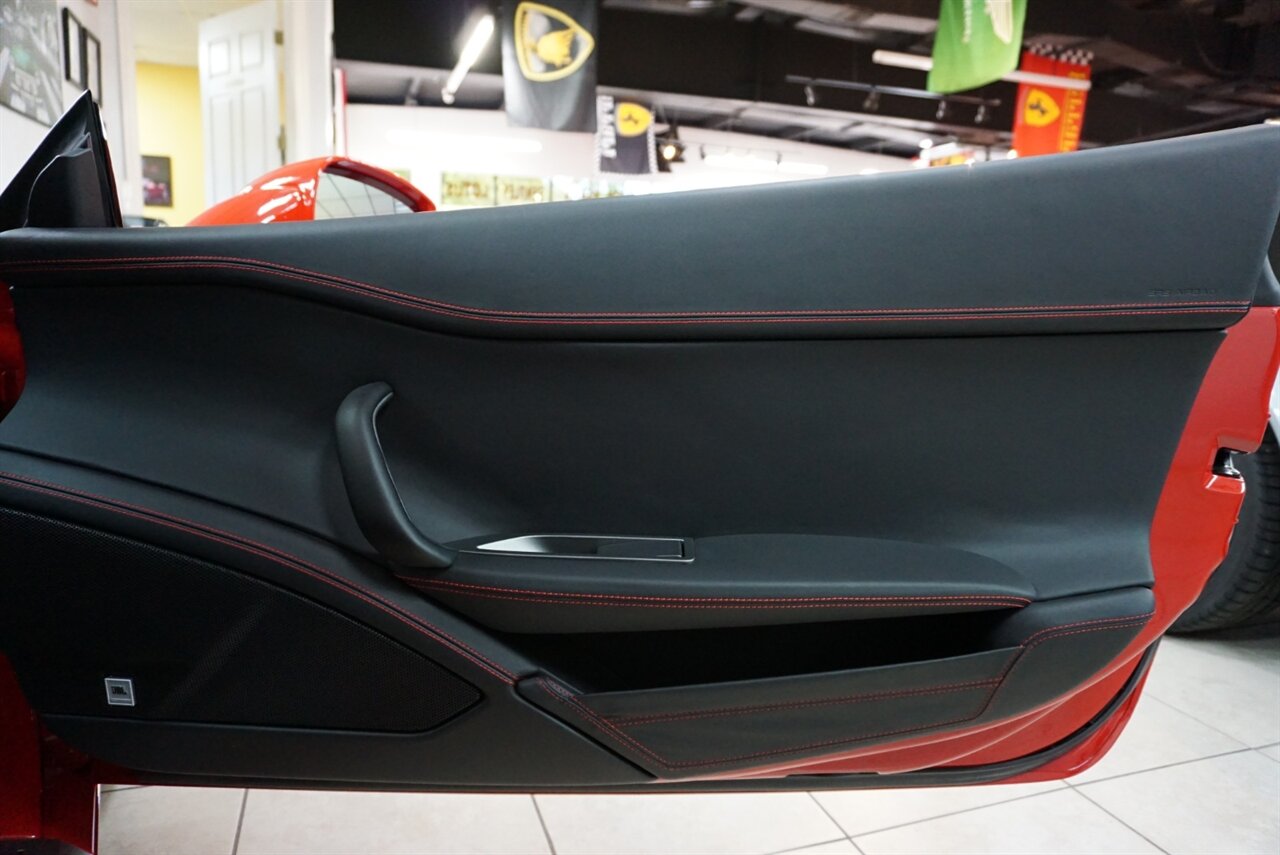 2013 Ferrari 458 Italia - Photo 20 - Naples, FL 34104