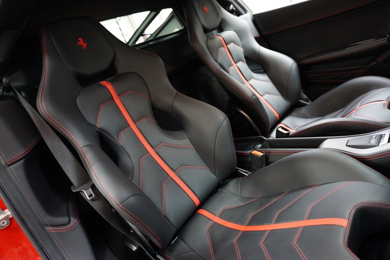 2013 Ferrari 458 Italia - Photo 18 - Naples, FL 34104