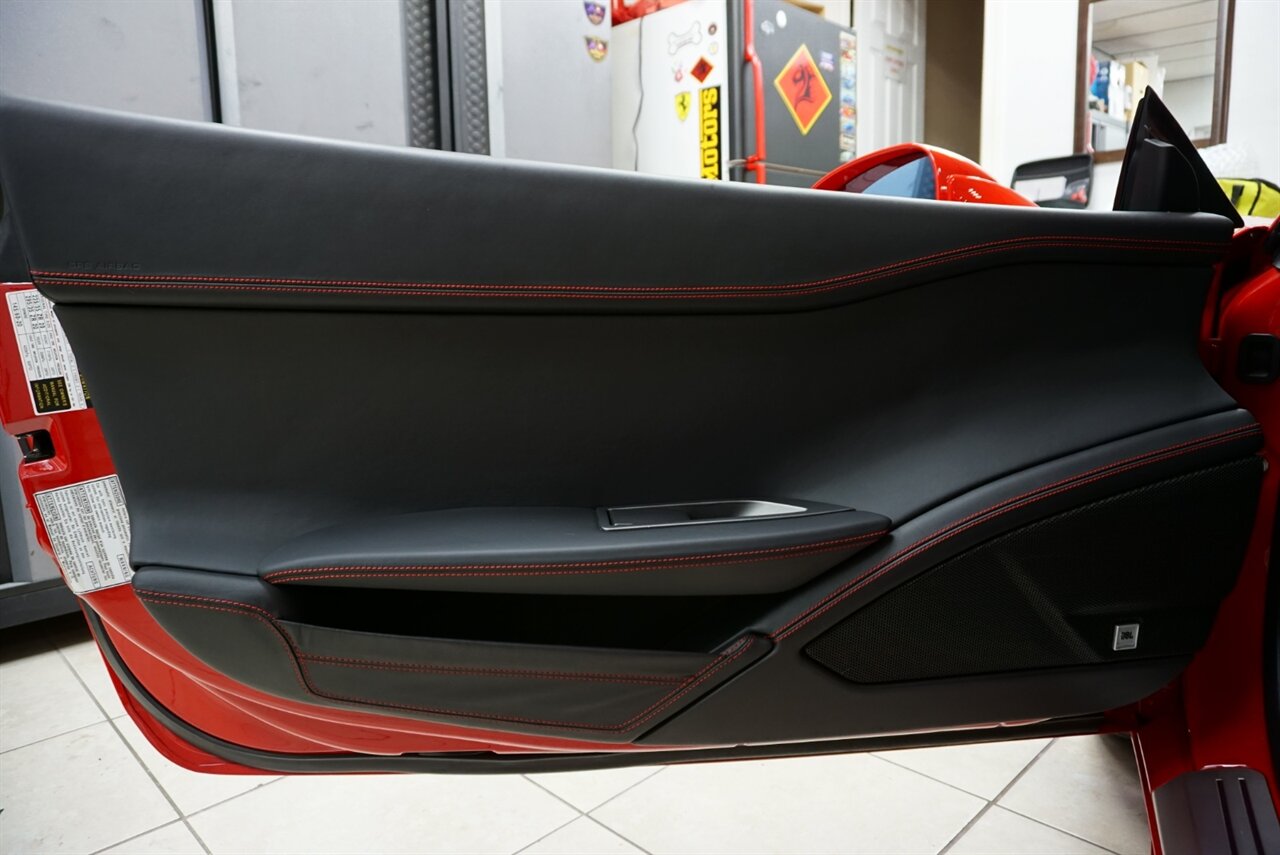 2013 Ferrari 458 Italia - Photo 10 - Naples, FL 34104