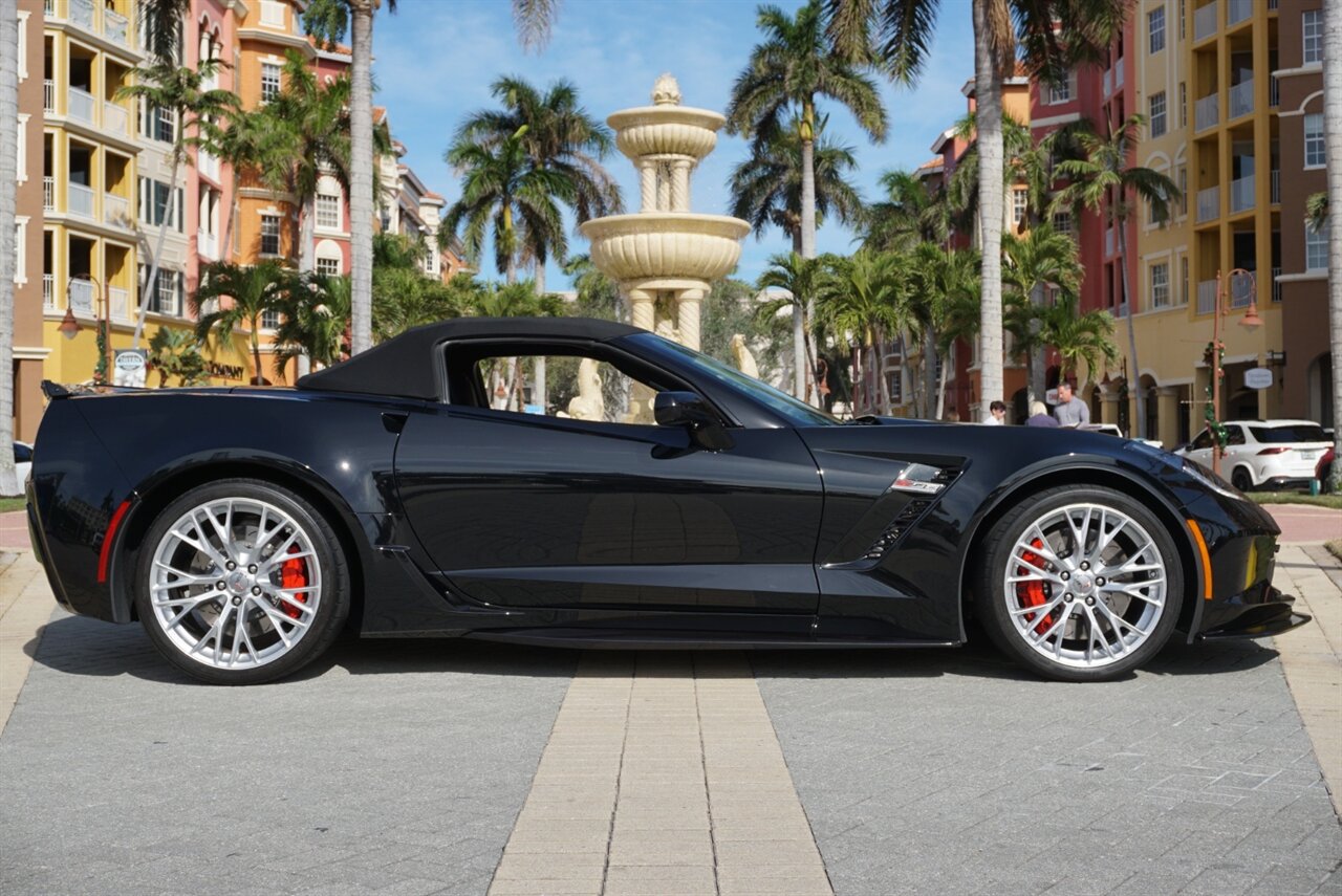 2018 Chevrolet Corvette Z06   - Photo 3 - Naples, FL 34104