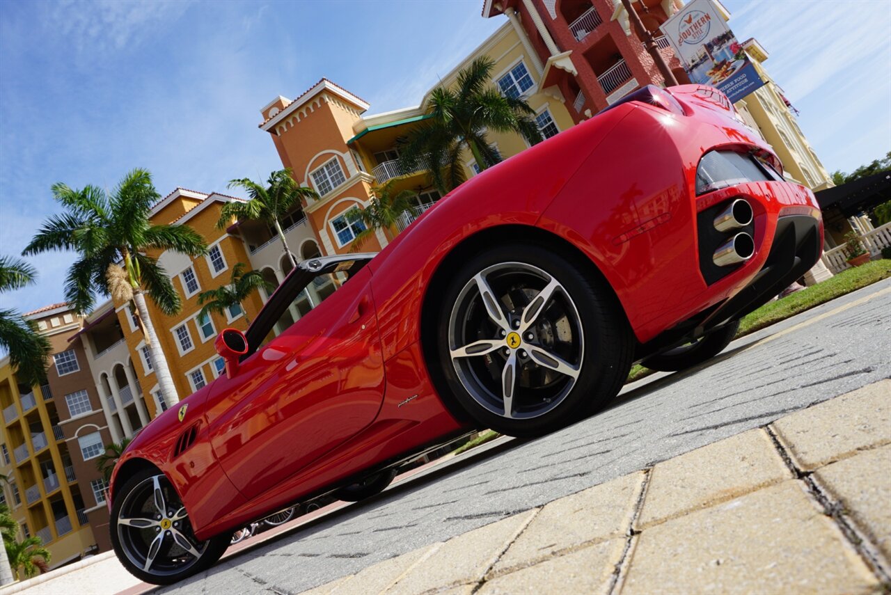 2014 Ferrari California   - Photo 41 - Naples, FL 34104