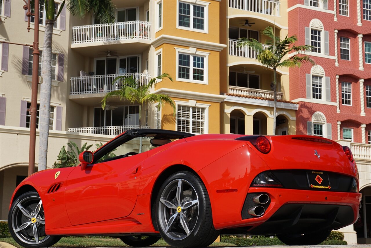 2014 Ferrari California   - Photo 61 - Naples, FL 34104