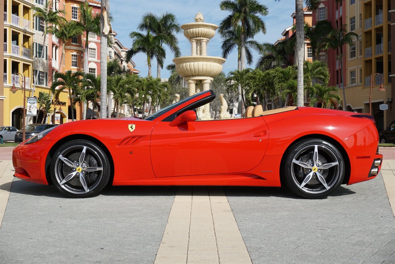 2014 Ferrari California   - Photo 6 - Naples, FL 34104