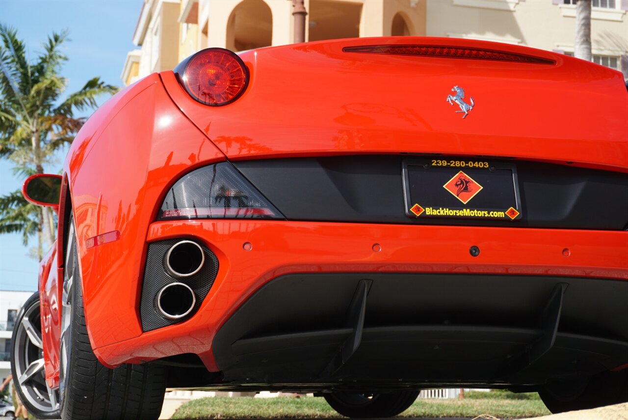 2014 Ferrari California   - Photo 43 - Naples, FL 34104