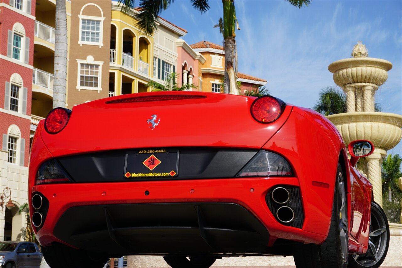 2014 Ferrari California   - Photo 53 - Naples, FL 34104